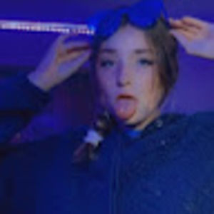 Meet your Posher, Alice